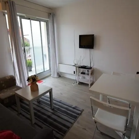 Centre - Proche Commerces, Gare Et Plage - Studio 2 Personnes Avec Balcon 1 Arcachon