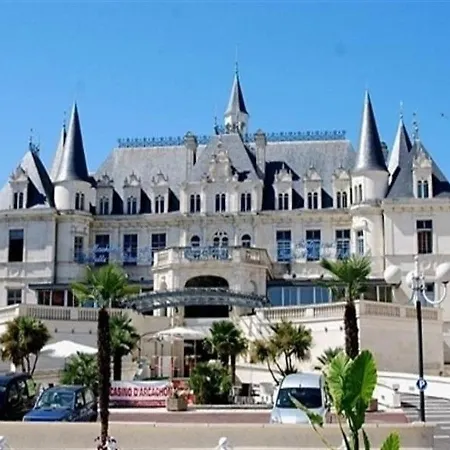 Apartment Centre - Proche Commerces, Gare Et Plage - Studio 2 Personnes Avec Balcon 1